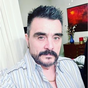 Meet your Posher, Hector